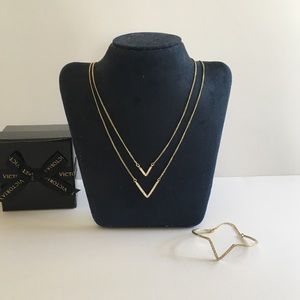 Victoria’s Secret Necklace & Bracelet SetFREE GIFT